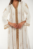 2444004-Traditional Robe