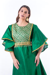 2341146-Traditional Dress