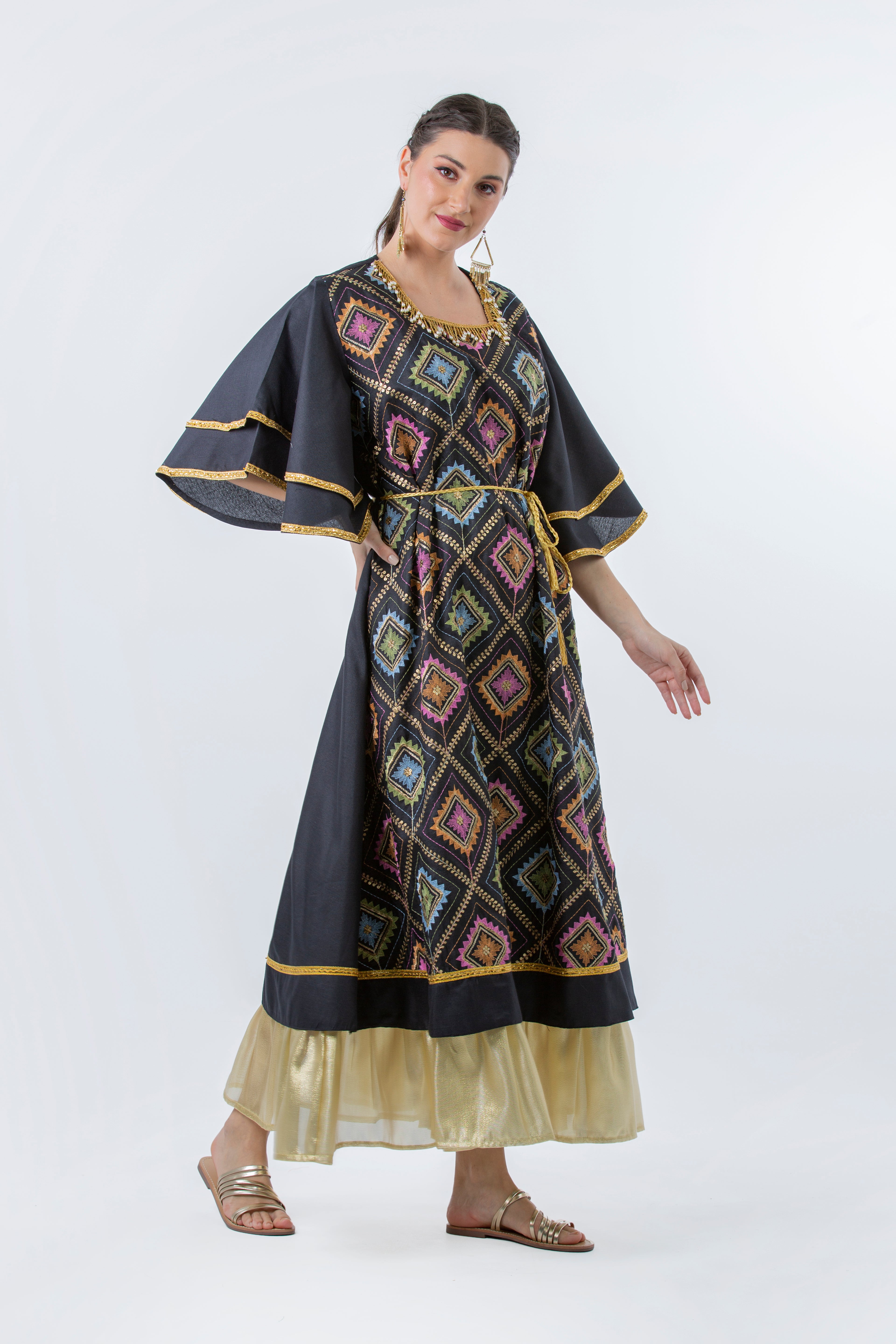 2441001-Traditional Dress