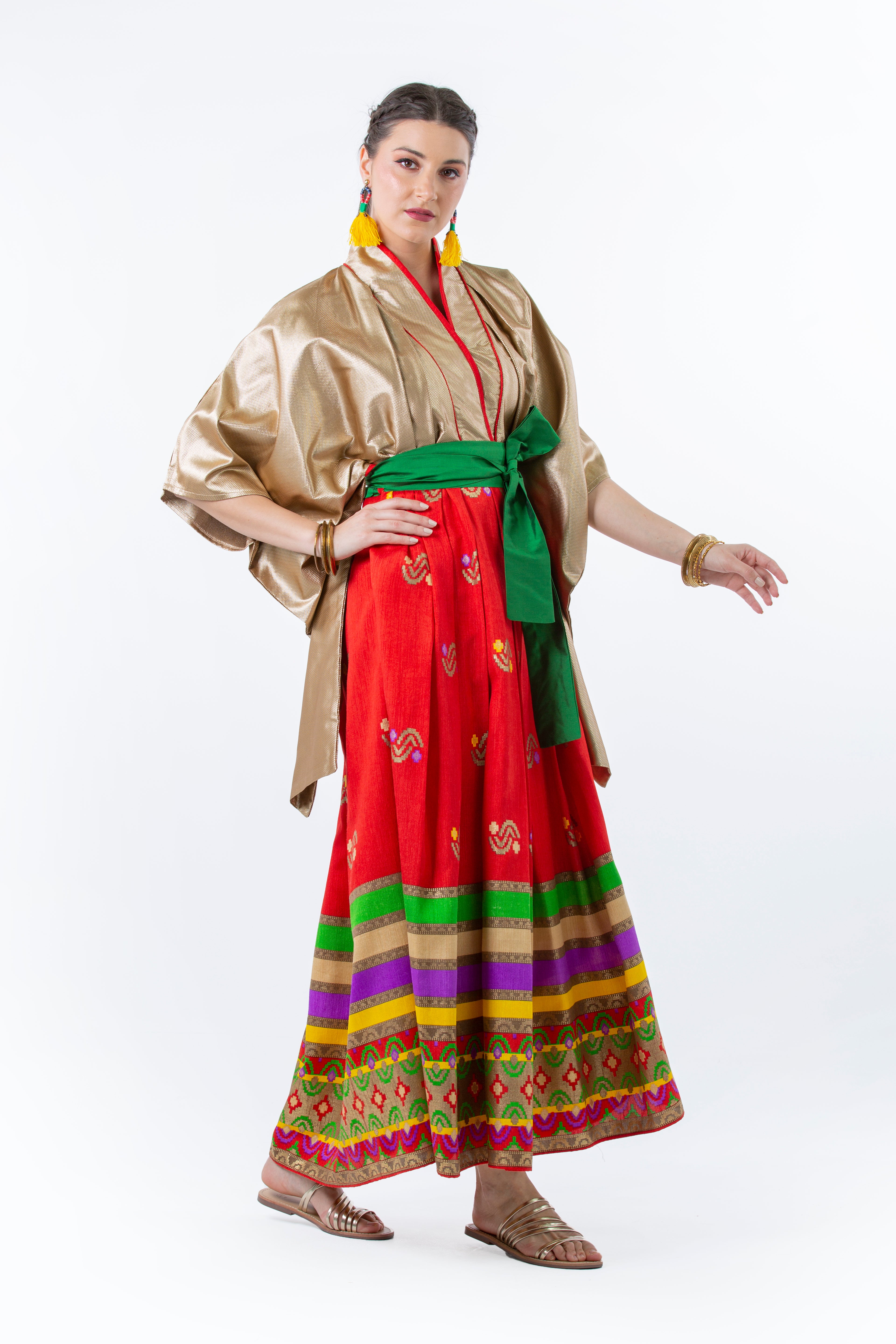 2441005-Traditional Dress