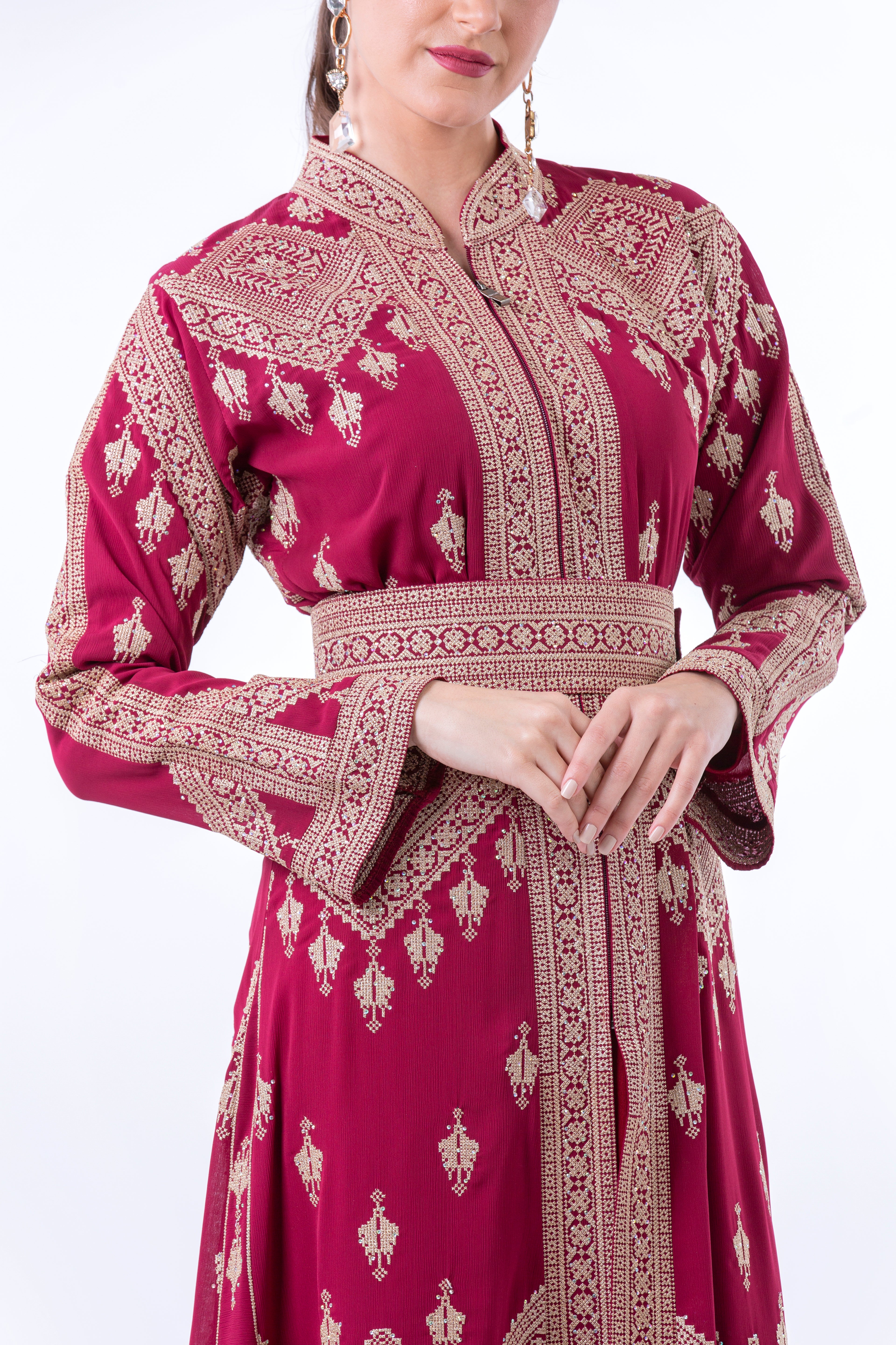 2441024-Traditional Dress