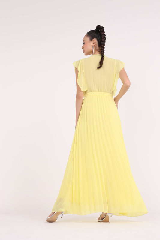 2454002-Solid Pleated Butterfly Sleeves Maxi Dress