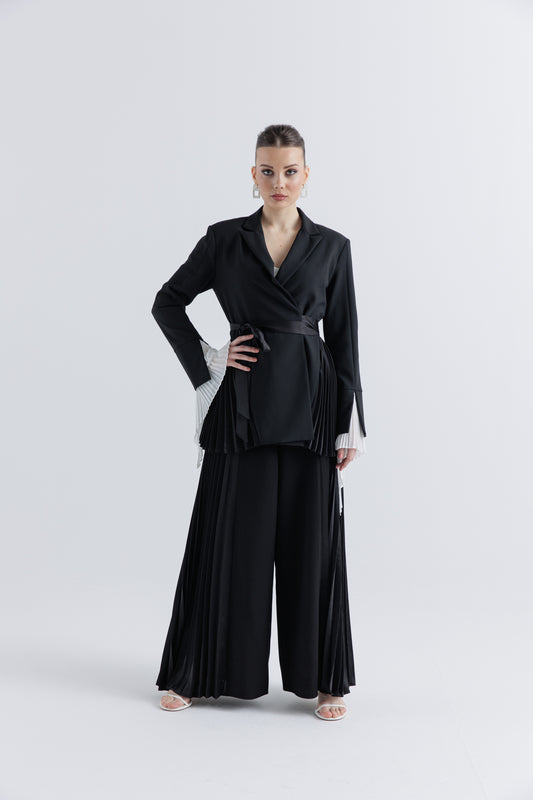 Pleated Wide-Leg Pants – Effortless Elegance for Every Occasion