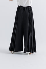 Pleated Wide-Leg Pants – Effortless Elegance for Every Occasion