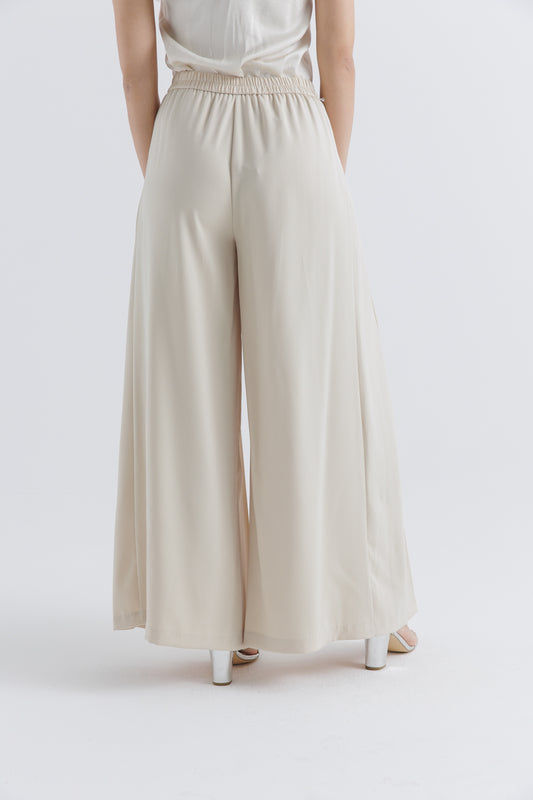 Flowing Pleated Palazzo Pants