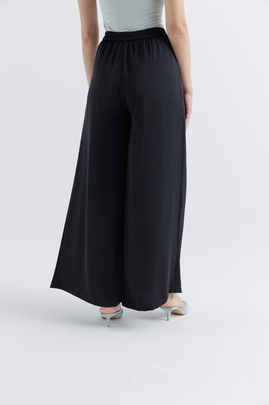 Flowing Pleated Palazzo Pants