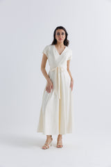 Elegant Waist-Tie Maxi Dress – Timeless Sophistication