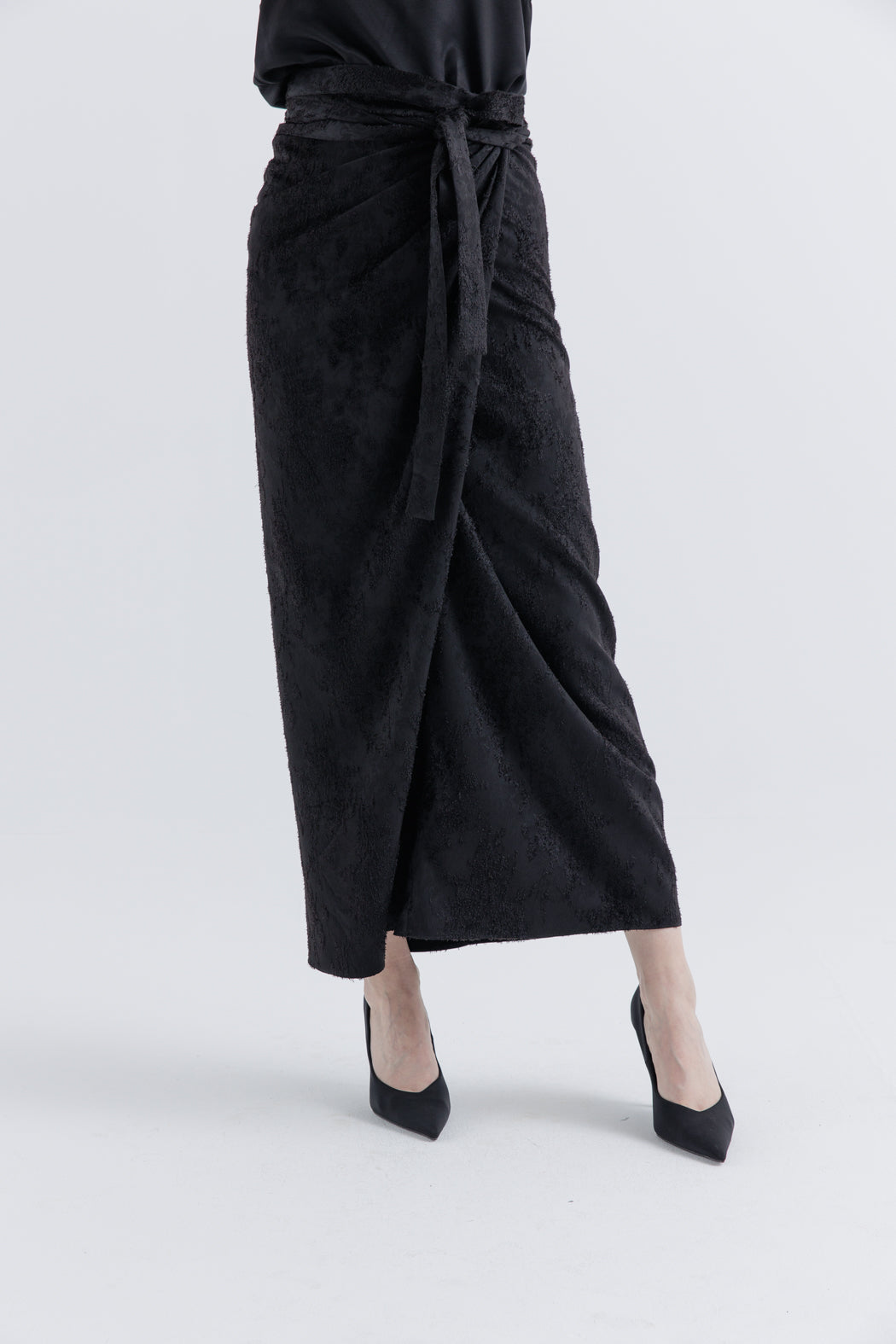 Chic Textured Wrap Skirt