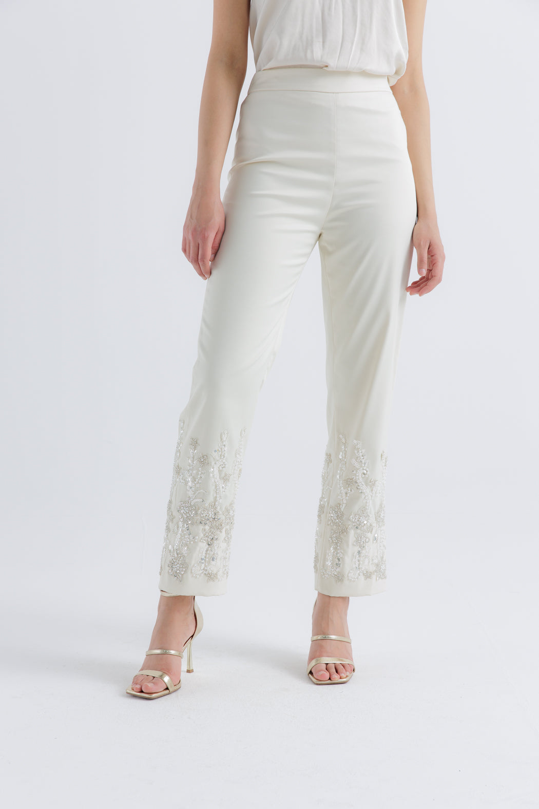 Embellished Elegance: Eid Special Tapered Pants