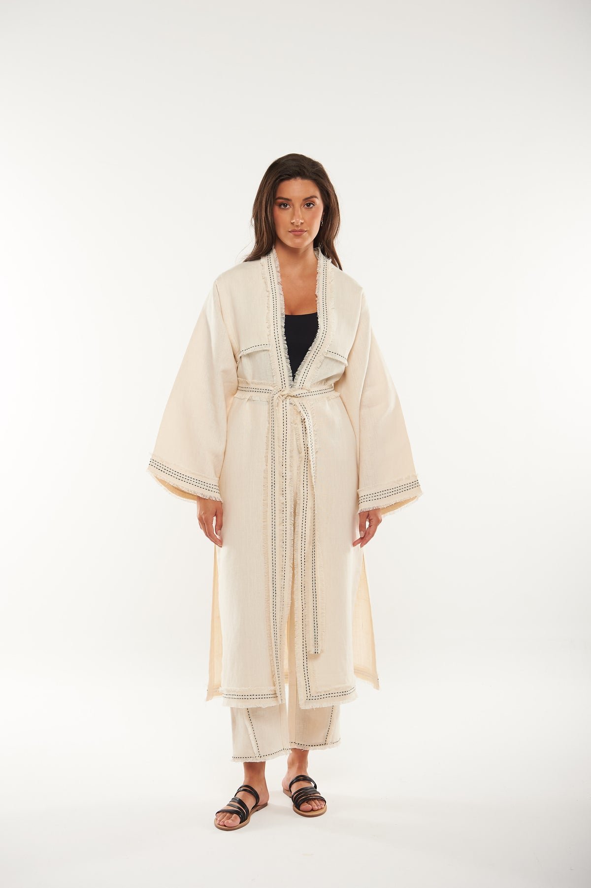 2444002-Traditional Robe