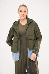 Utility Pocket Zip-Up Jacket with Modern Silhouette