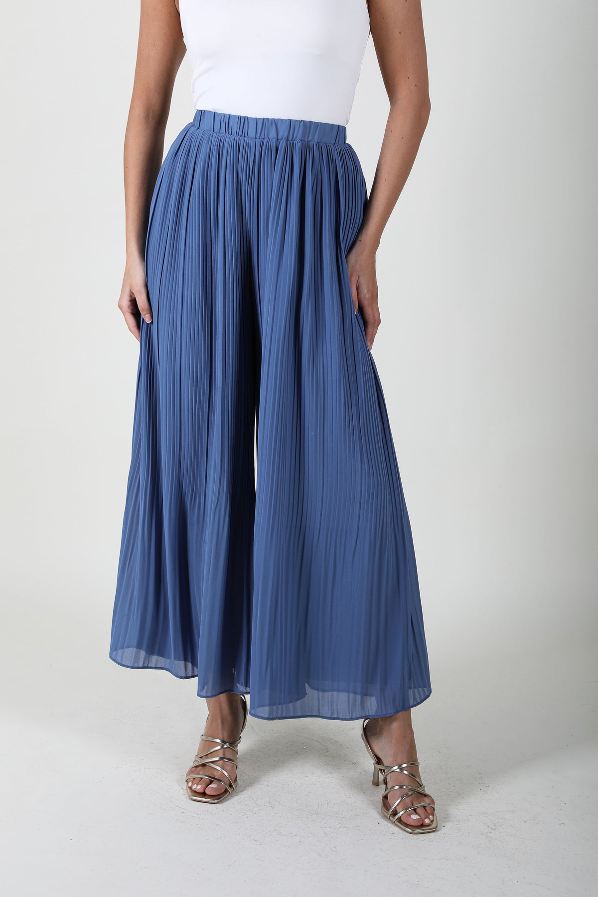 2304002- Wide Leg Pants