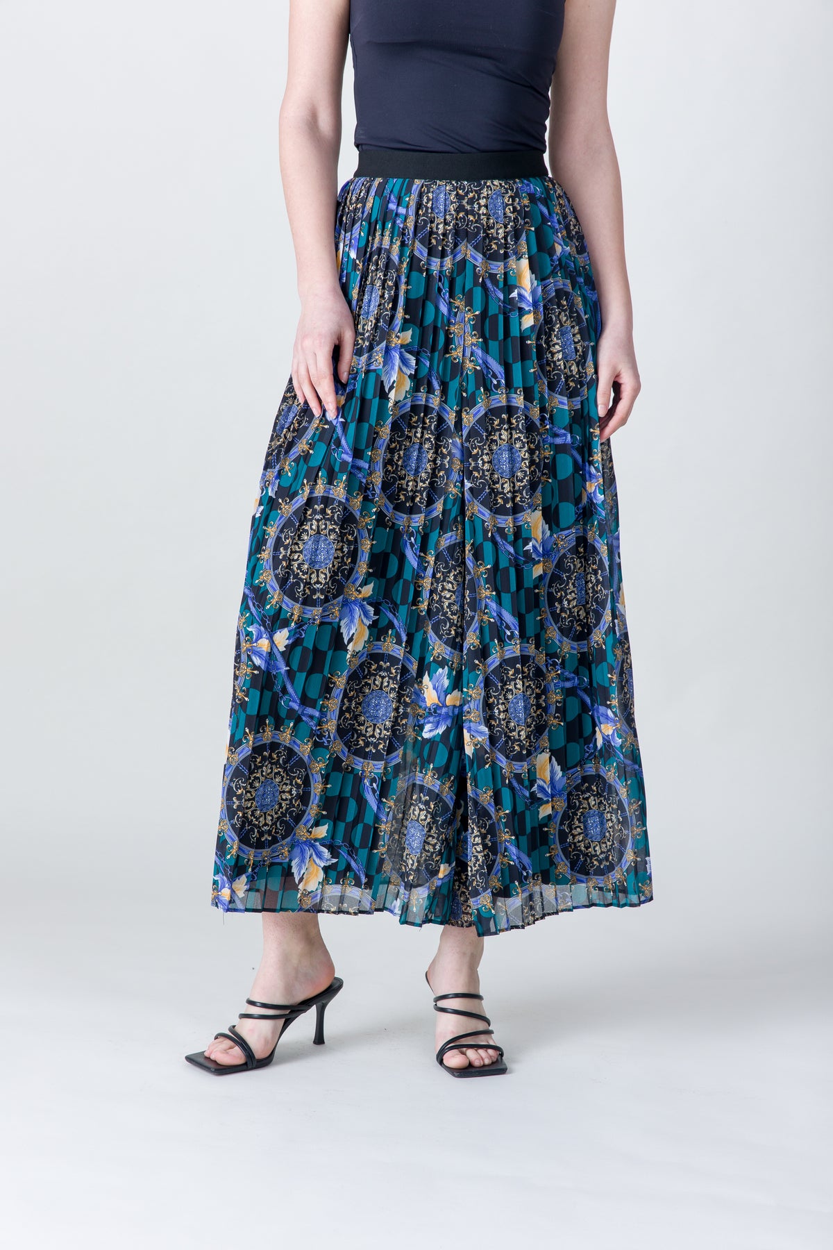 2304011- Printed Wide Leg Pants