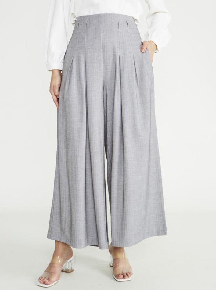 2104031- High Waist Palazzo Pants - Montania Shop